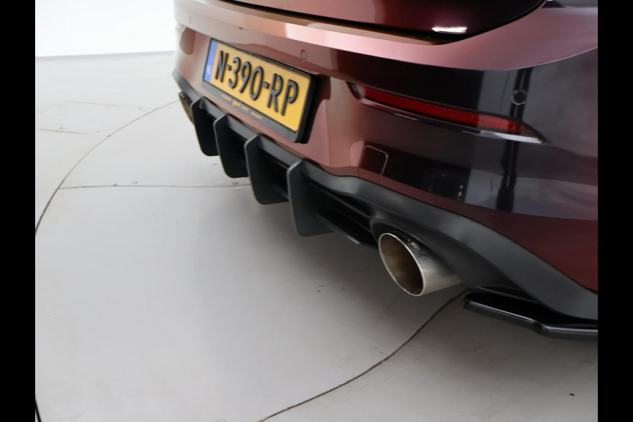 Volkswagen Golf 8 2.0 TSI GTI CLUBSPORT 300 PK MILLTEK | PANORAMA | HARMAN/KARDON | SFEERVERL. | CAMERA