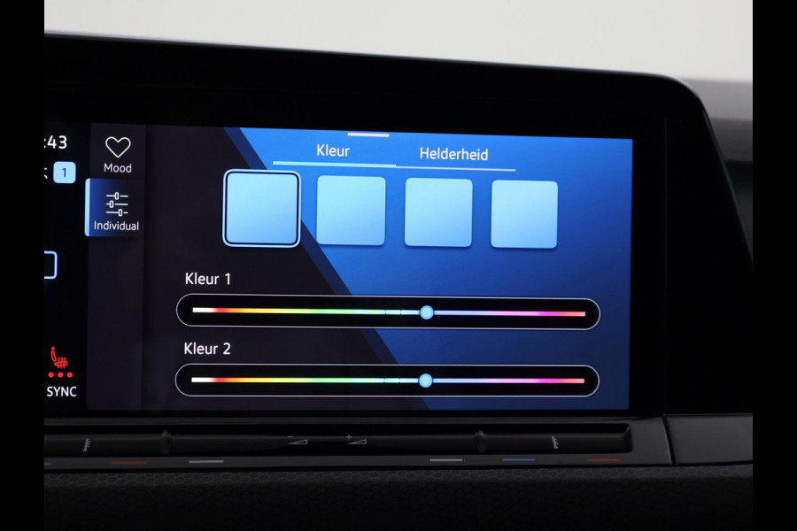 Volkswagen Golf 8 2.0 TSI GTI CLUBSPORT 300 PK MILLTEK | PANORAMA | HARMAN/KARDON | SFEERVERL. | CAMERA