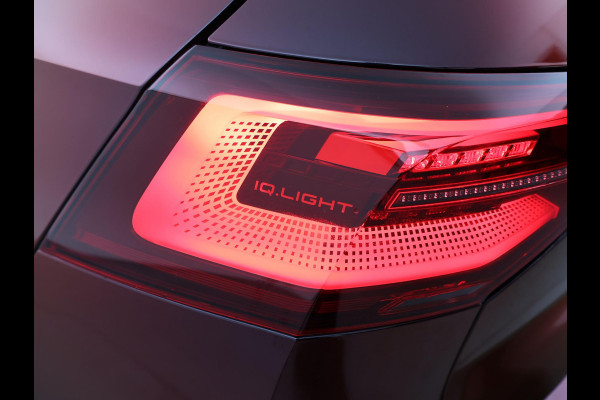 Volkswagen Golf 8 2.0 TSI GTI CLUBSPORT 300 PK MILLTEK | PANORAMA | HARMAN/KARDON | SFEERVERL. | CAMERA