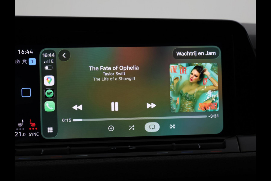 Volkswagen Golf 8 2.0 TSI GTI CLUBSPORT 300 PK MILLTEK | PANORAMA | HARMAN/KARDON | SFEERVERL. | CAMERA