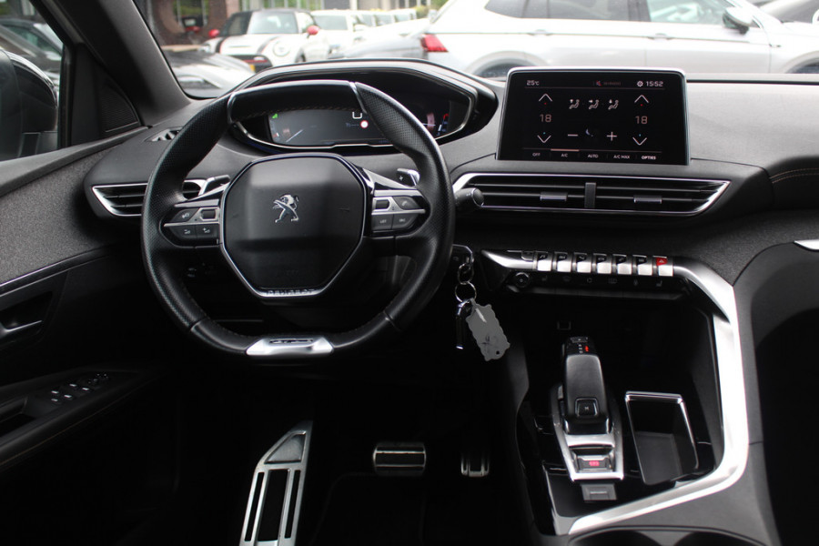 Peugeot 5008 1.6 e-THP GT-Line 7p. / Camera / Half leder / 18'' / Virtual Cockpit / Dodehoek / LED Koplampen / Navigatie / Stoelverwarming / DAB / Cruise Control