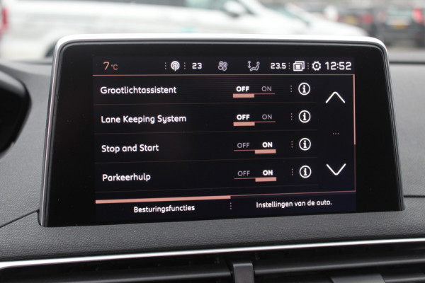 Peugeot 5008 1.6 e-THP GT-Line 7p. / Camera / Half leder / 18'' / Virtual Cockpit / Dodehoek / LED Koplampen / Navigatie / Stoelverwarming / DAB / Cruise Control