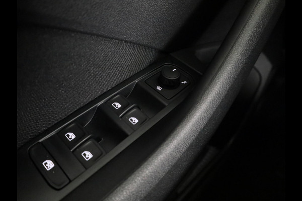 Škoda Kamiq Selection 1.0 TSI 115 pk 6 versn. Hand | Cruise Control | Apple Carplay | Android Auto | Climate Control