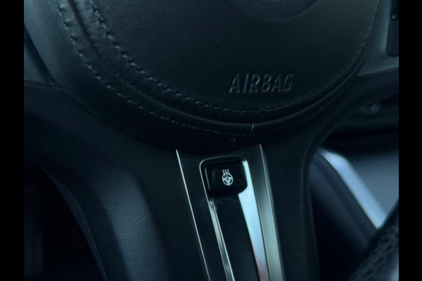 BMW 4 Serie Cabrio 420i M PACK NEW MODEL CLIMATE NAVI LEDER LED CAMERA PDC