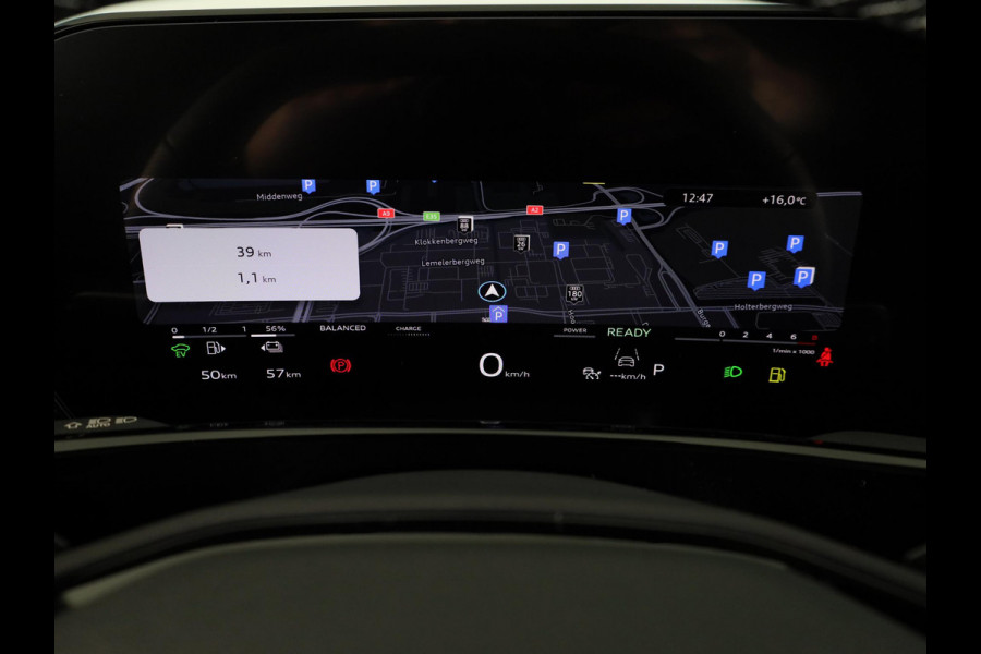 Audi Q3 S edition e-hybrid 200 kW / 272 PK | Techniekpakket plus | Ambiente lichtpakket pro | Privacy glas | Panoramadak| Dodehoek detectie | Leder |