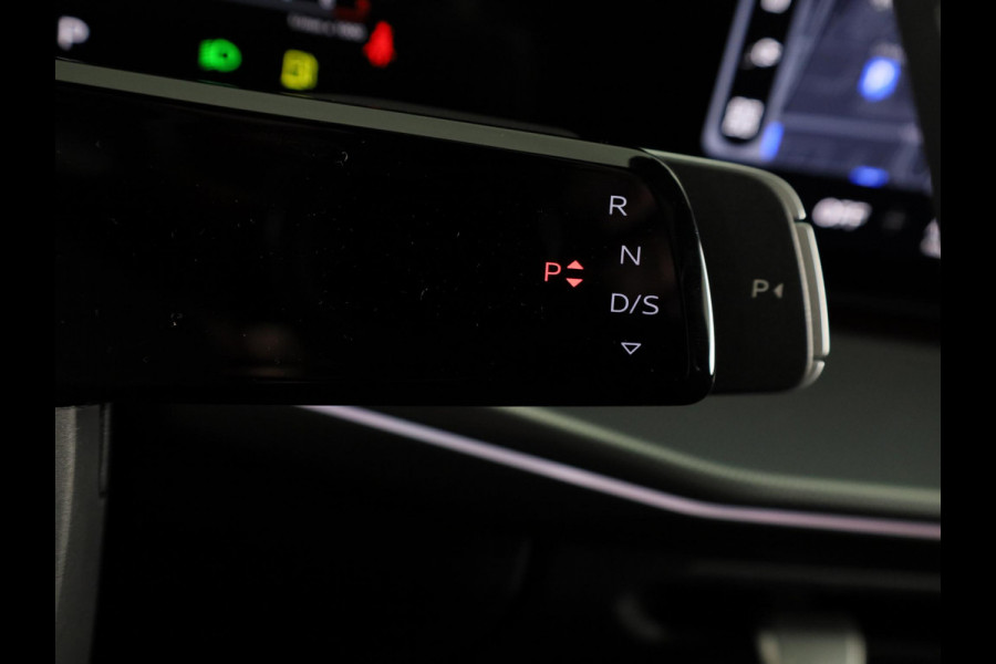 Audi Q3 S edition e-hybrid 200 kW / 272 PK | Techniekpakket plus | Ambiente lichtpakket pro | Privacy glas | Panoramadak| Dodehoek detectie | Leder |