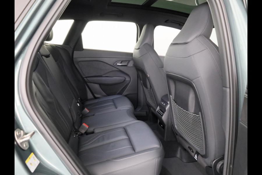 Audi Q3 S edition e-hybrid 200 kW / 272 PK | Techniekpakket plus | Ambiente lichtpakket pro | Privacy glas | Panoramadak| Dodehoek detectie | Leder |