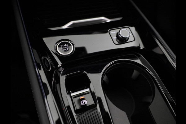 Audi Q3 S edition e-hybrid 200 kW / 272 PK | Techniekpakket plus | Ambiente lichtpakket pro | Privacy glas | Panoramadak| Dodehoek detectie | Leder |