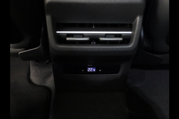 Audi Q3 S edition e-hybrid 200 kW / 272 PK | Techniekpakket plus | Ambiente lichtpakket pro | Privacy glas | Panoramadak| Dodehoek detectie | Leder |