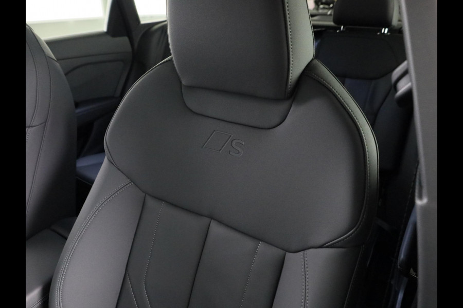 Audi Q3 S edition e-hybrid 200 kW / 272 PK | Techniekpakket plus | Ambiente lichtpakket pro | Privacy glas | Panoramadak| Dodehoek detectie | Leder |