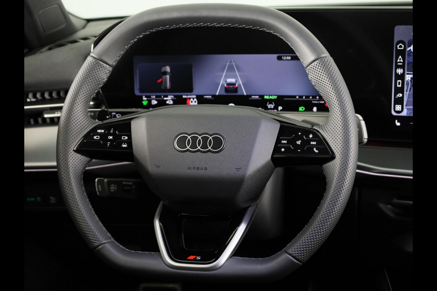 Audi Q3 S edition e-hybrid 200 kW / 272 PK | Techniekpakket plus | Ambiente lichtpakket pro | Privacy glas | Panoramadak| Dodehoek detectie | Leder |