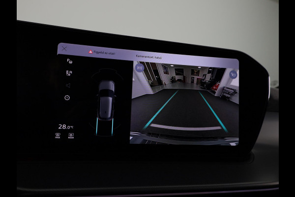 Audi Q3 S edition e-hybrid 200 kW / 272 PK | Techniekpakket plus | Ambiente lichtpakket pro | Privacy glas | Panoramadak| Dodehoek detectie | Leder |