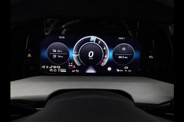 Volkswagen Golf Life Edition 1.5 eHybrid 150 kW / 204 PK Hatchback