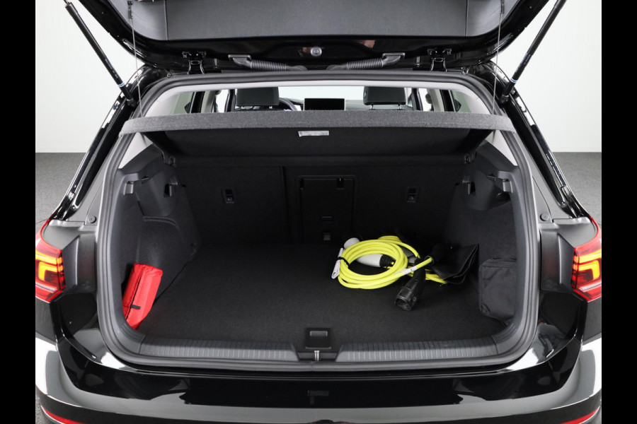 Volkswagen Golf Life Edition 1.5 eHybrid 150 kW / 204 PK Hatchback