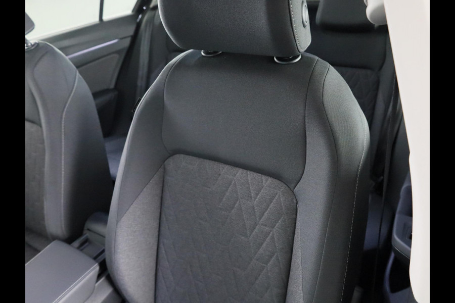 Volkswagen Golf Life Edition 1.5 eHybrid 150 kW / 204 PK Hatchback