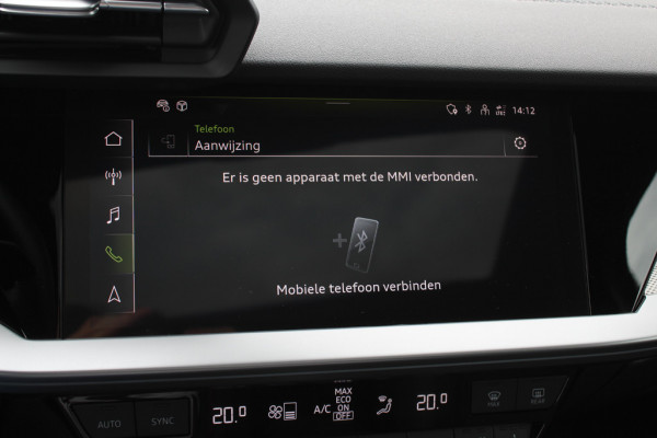 Audi A3 Sportback 45 TFSI e S edition Competition / Trekhaak / Panoramadak / CarPlay / Matrix LED / Keyless / Parkeerhulp V+A / 18'' / Half leder / Navigatie / DAB / Dodehoek / Stoelverwarming / ACC