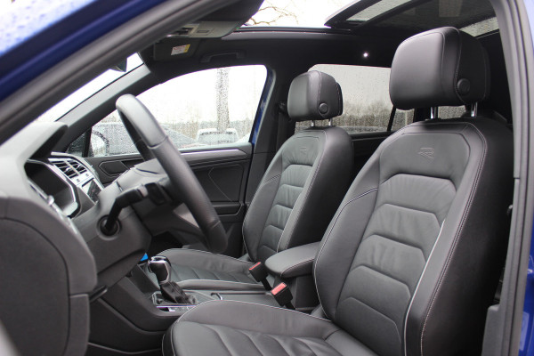 Volkswagen Tiguan 1.5 TSI R-Line Business+ / Trekhaak / Panoramadak / Camera / Leder / 20'' / CarPlay / Virtual Cockpit / Matrix LED / Stoel+Stuurverwarming / Dodehoek / DAB / ACC