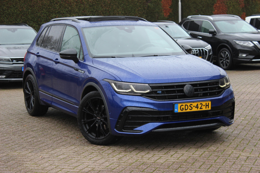 Volkswagen Tiguan 1.5 TSI R-Line Business+ / Trekhaak / Panoramadak / Camera / Leder / 20'' / CarPlay / Virtual Cockpit / Matrix LED / Stoel+Stuurverwarming / Dodehoek / DAB / ACC
