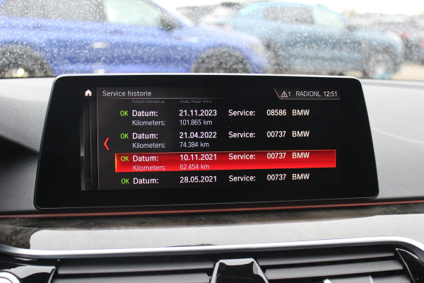 BMW 5 Serie Touring 540i xDrive High Exe. M Sport / Trekhaak / Panoramadak / 360Camera / Head-up / Leder / 19'' / Harman Kardon / CarPlay / Stoelventilatie / Stuur+Stoelverwarming / 4zone / Dodehoek / DAB / ACC