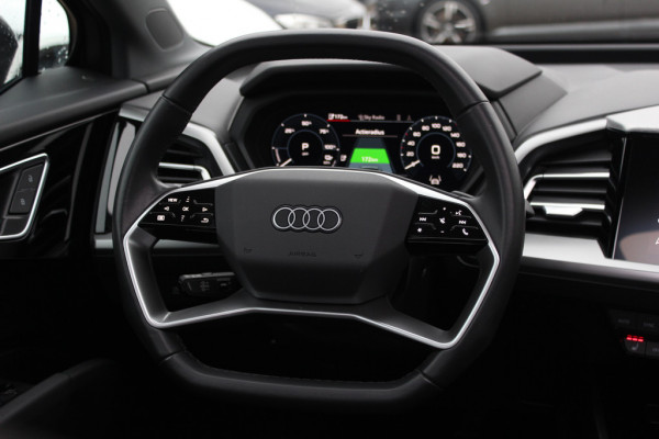 Audi Q4 Sportback e-tron 40 Launch edition Advanced 77 kWh / SOH 91,4% / CarPlay / Matrix LED / Sportstoelen / Virtual Cockpit / Parkeerhulp V+A / Sonos Audio / Intr.voorverwarming / Stoelverwarming / DAB / Cruise Control