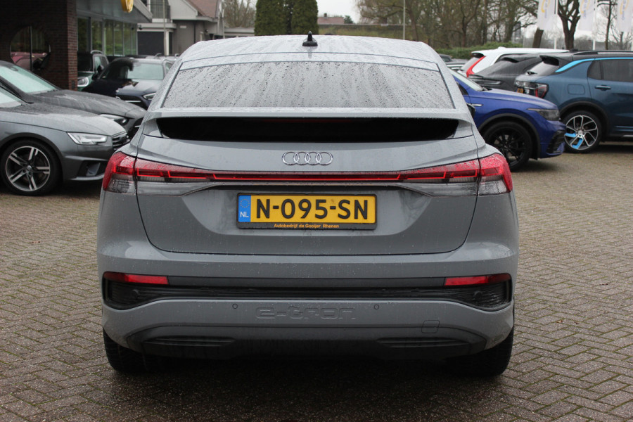 Audi Q4 Sportback e-tron 40 Launch edition Advanced 77 kWh / SOH 91,4% / CarPlay / Matrix LED / Sportstoelen / Virtual Cockpit / Parkeerhulp V+A / Sonos Audio / Intr.voorverwarming / Stoelverwarming / DAB / Cruise Control