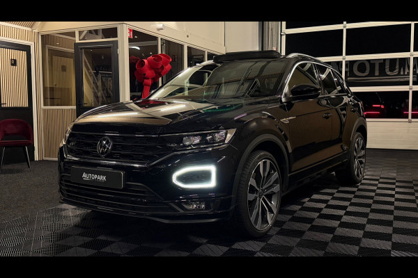 Volkswagen T-Roc 1.5 TSI Sport Business 3X R-Line PANO|VIRTUAL|DEALER ONDERHOUDEN|CARPLAY|CAMERA|SFEERVERLICHTING|NL AUTO|