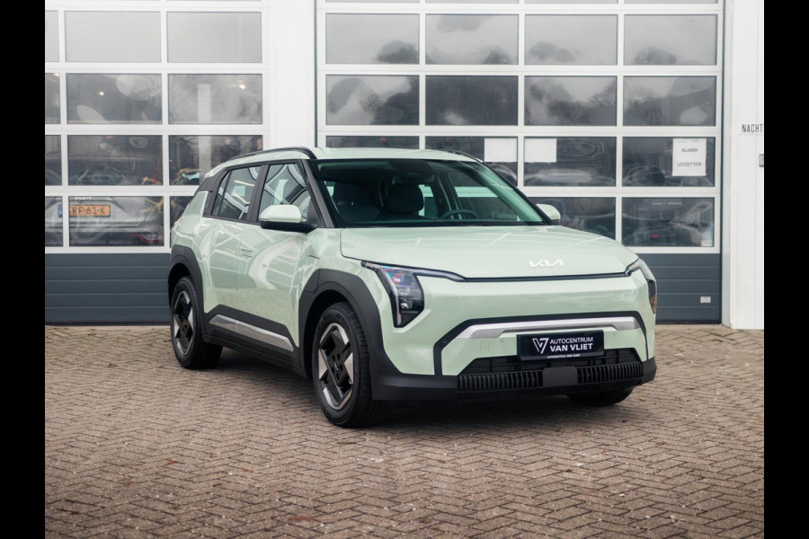 Kia EV3 Air 58.3 kWh | Direct beschikbaar | Navi | 17"| Cruise controle | Climate