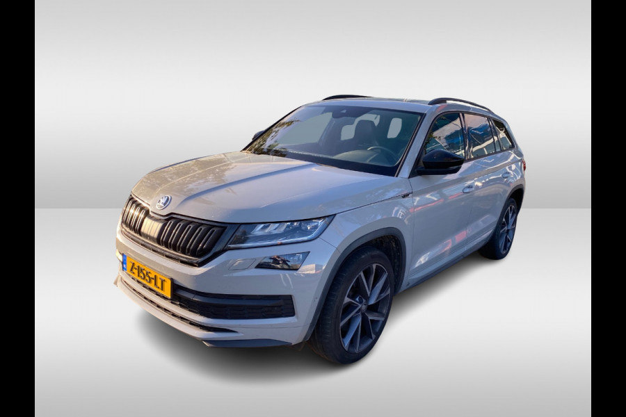 Škoda Kodiaq 2.0 TSI 4x4 Style / Trekhaak / Panoramadak / 360Camera / Leder&Alcantara / Keyless / 20'' / Navigatie / DAB / Cruise Control