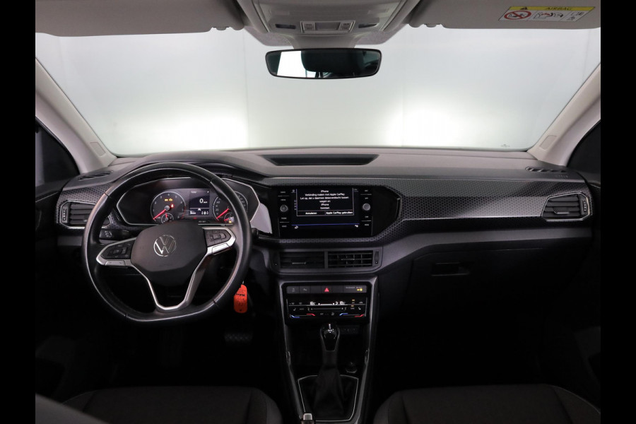 Volkswagen T-Cross 1.0 TSI Style 110 pk Automaat (DSG) | Navigatie via App | Parkeersensoren | Achteruitrijcamera | Stoelverwarming | Adaptieve cruise control |