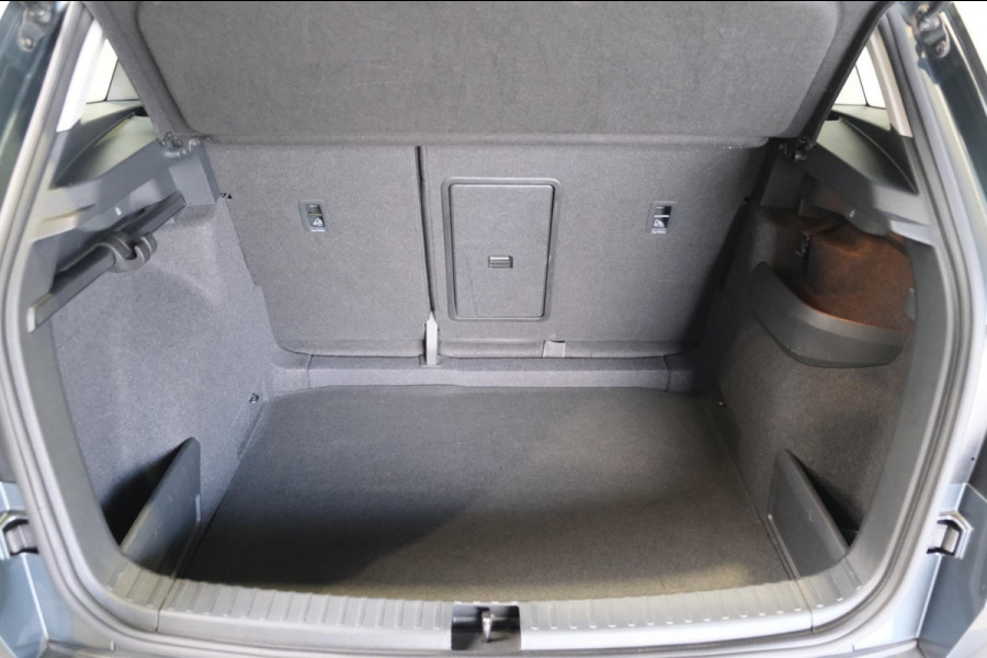 Škoda Karoq 1.5 TSI ACT Business Edition Automaat- N.A.P. Airco, Cruise, Navi, PDC.