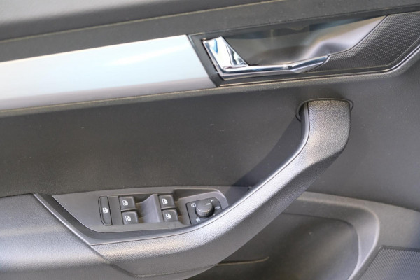 Škoda Karoq 1.5 TSI ACT Business Edition Automaat- N.A.P. Airco, Cruise, Navi, PDC.