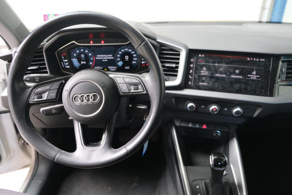 Audi A1 Sportback 25 TFSI Pro Line Automaat - N.A.P. Airco, Cruise, Navi.