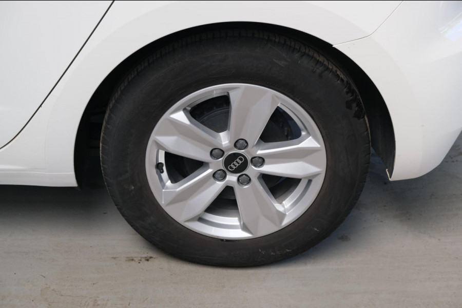 Audi A1 Sportback 25 TFSI Pro Line Automaat - N.A.P. Airco, Cruise, Navi.