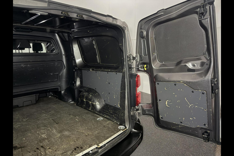 Toyota ProAce Worker 2.0 D-4D L3H1 l DUBBELE CABINE l AUTOMAAT l NAVIGATIE l CRUISE CONTROL