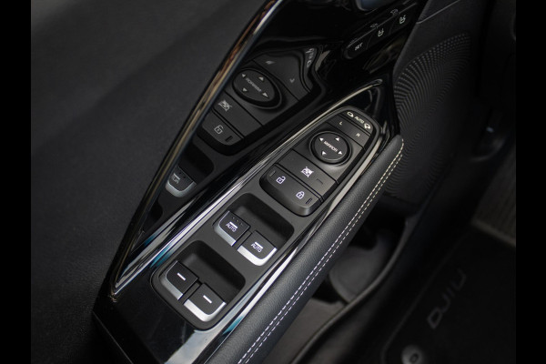 Kia e-Niro ExecutiveLine 64 kWh | Trekhaak | 3 Fase | Stoel en stuurverwarming |