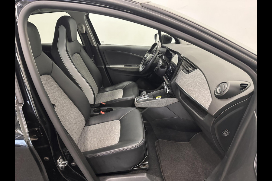 Renault ZOE R135 Intens 52 kWh Koopaccu Navigatie Apple Carplay/Android Auto Camera Parkeersensoren Cruise Control Stoel- en stuurverwarming Climate Control Lichtmetalen velgen