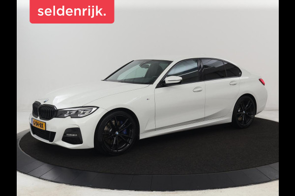 BMW 3-serie 320i M Sport | Head-Up | Stoelverwarming | Leder/Alcantara | Carplay | Live Cockpit | Keyless | Sportstoelen | Climate control
