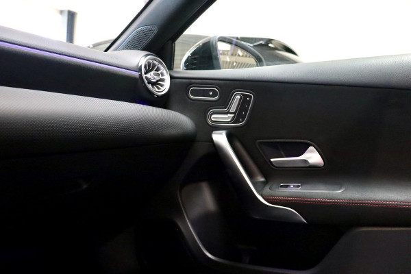 Mercedes-Benz A-Klasse 180d Premium + AMG|PANO|Sfeer|CAM