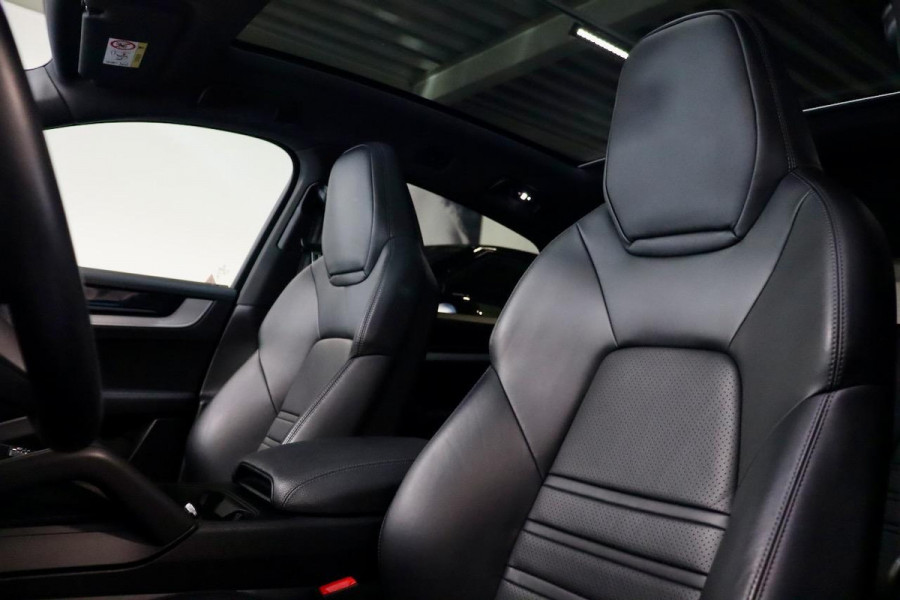 Porsche Cayenne Coupé 3.0 E-Hybrid Artic|PANO|22inch|Display