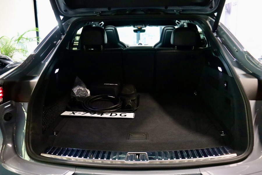 Porsche Cayenne Coupé 3.0 E-Hybrid Artic|PANO|22inch|Display