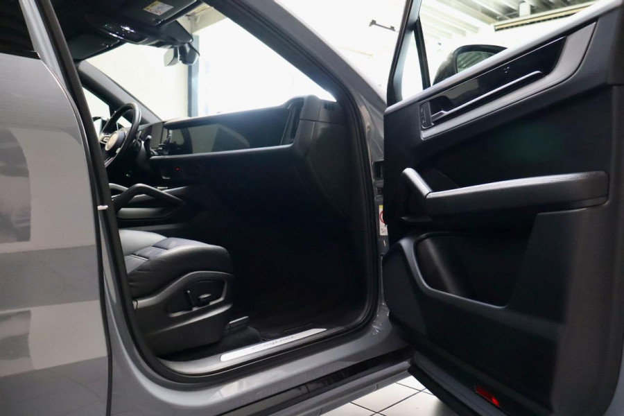 Porsche Cayenne Coupé 3.0 E-Hybrid Artic|PANO|22inch|Display