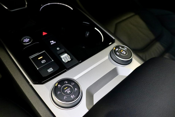 Volkswagen Touareg 3.0 TSi eHybrid R 4M PANO|TrkHk|22''