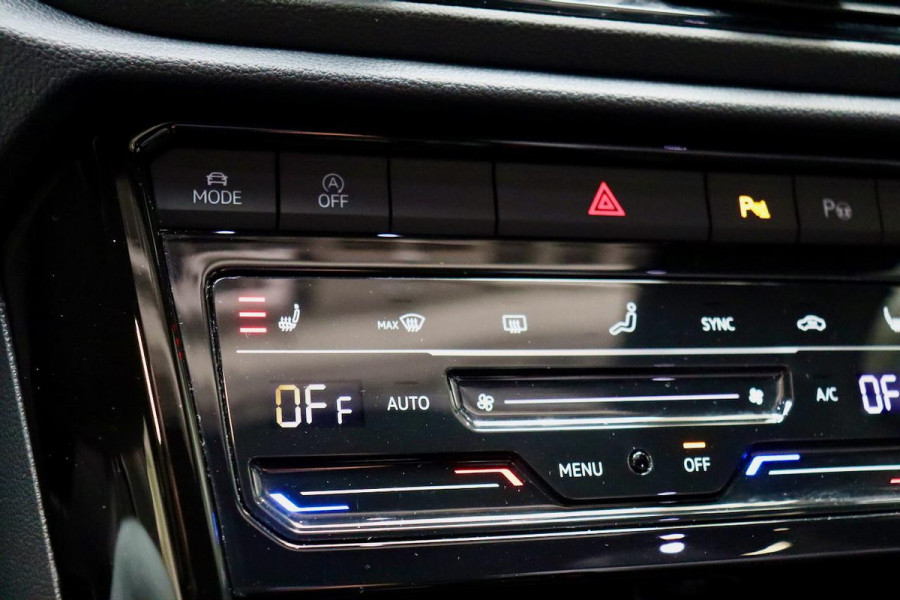 Volkswagen T-Roc 1.5 TSI R-Line Ed PANO|IQ|Digitaal Dash|VOL