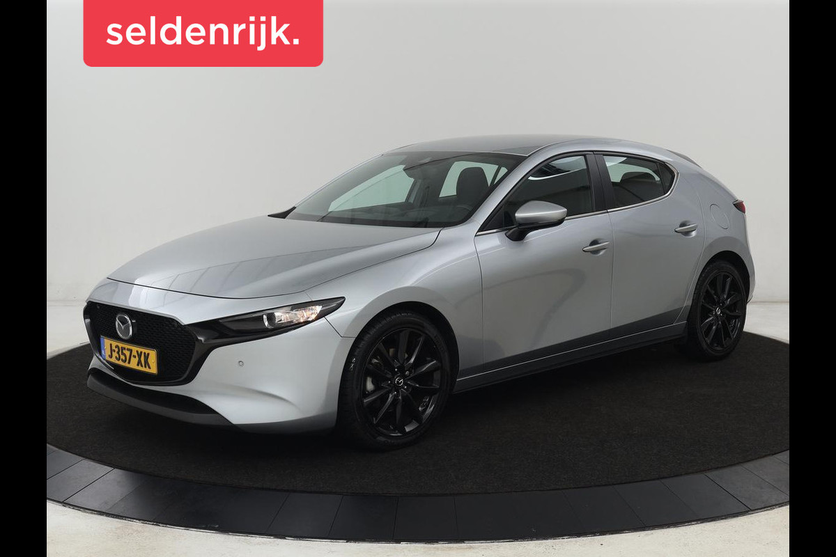 Mazda 3 2.0 e-SkyActiv-X 180 Comfort Bose | Head-Up | Stoel & stuurverwarming | Adaptive cruise | Carplay | Camera | Navigatie | Full LED | Parkeerhulp | Climate control