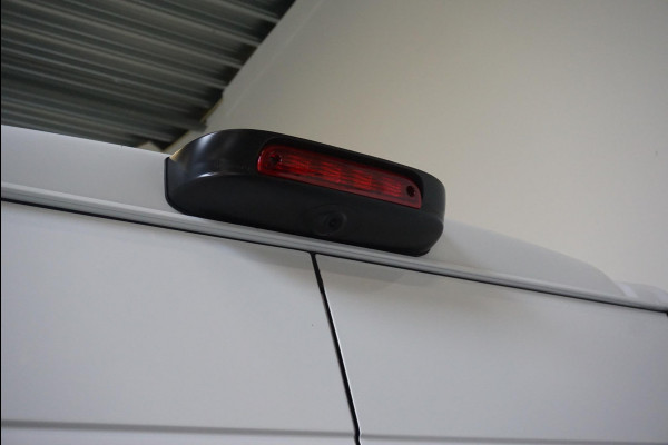 Opel Movano 2.2D 140 L2H2 Edition Opel Movano 2.2D 140  L2H2 Edition Airco  Navi PDC Trekhaak Cruise control Nieuw Model