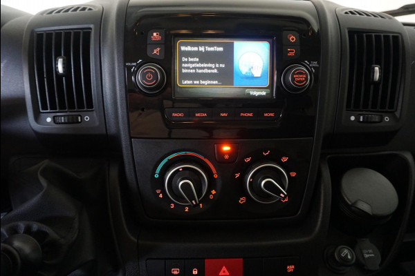 Opel Movano 2.2D 140 L2H2 Edition Opel Movano 2.2D 140  L2H2 Edition Airco  Navi PDC Trekhaak Cruise control Nieuw Model