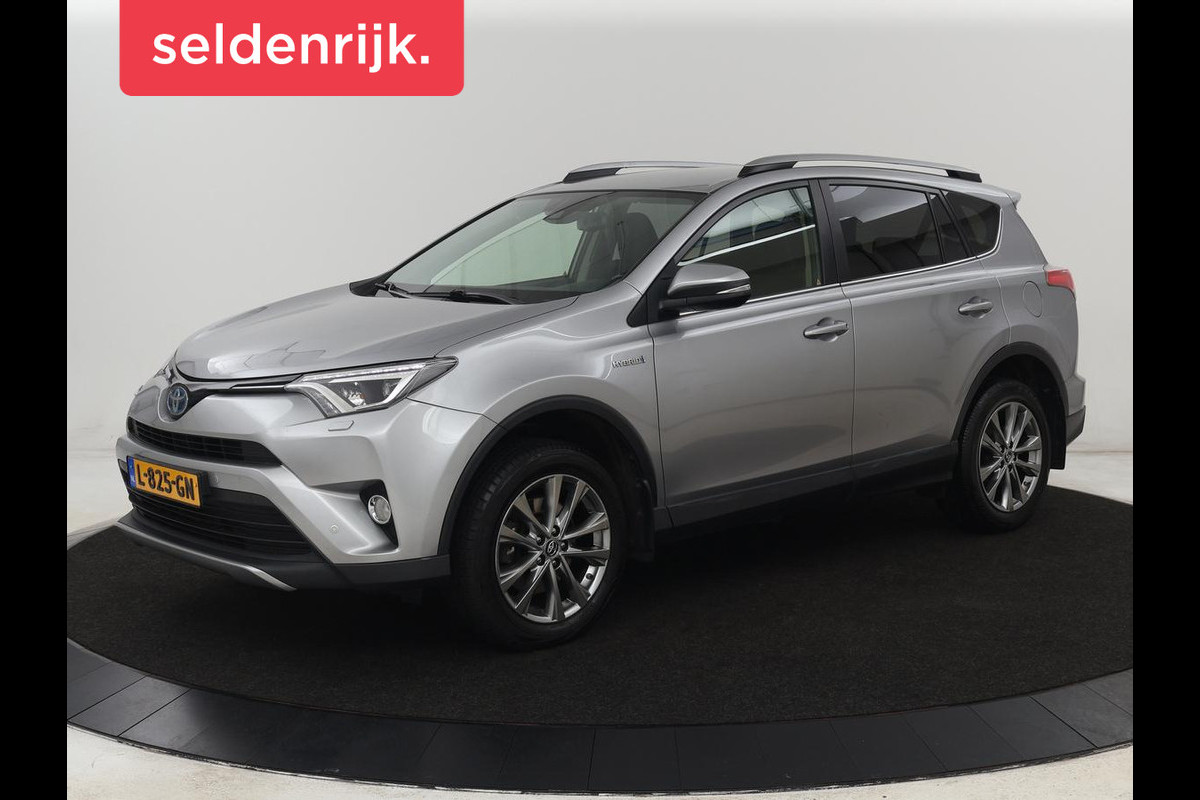 Toyota RAV4 2.5 Hybrid AWD Dynamic | Stoel & stuurverwarming | Adaptive cruise | Trekhaak | Camera | Navigatie | Climate control | Bluetooth