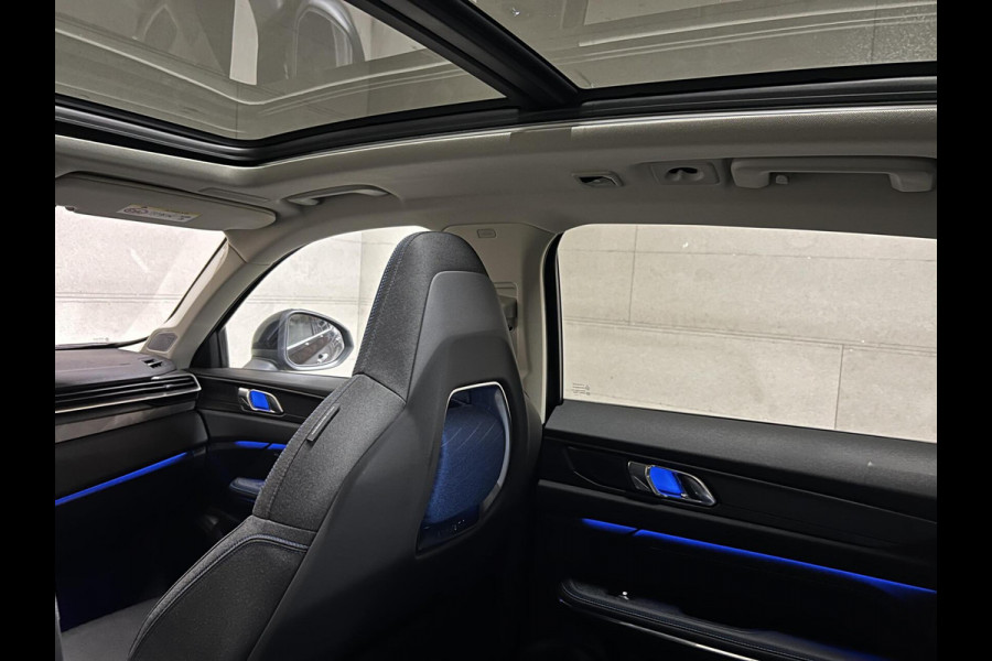 Lynk & Co 01 1.5 Plug-in Black Edition Sfeerver. 360° NAP