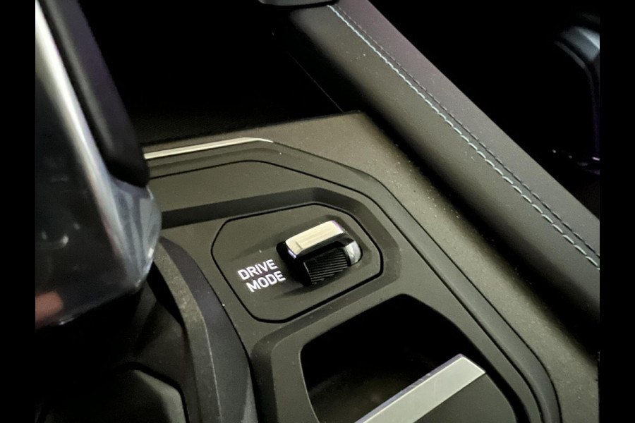 Lynk & Co 01 1.5 Plug-in Black Edition Sfeerver. 360° NAP