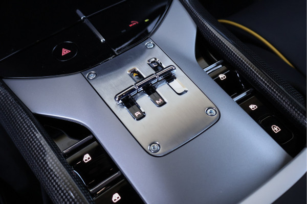 Ferrari Purosangue 6.5 V12 | NEW | INCL. VAT/BPM | NO REGISTRATION | 135K OPTIONS | CARBON WHEELHOUSE, R+F DIFFUSERS, UNDERDOOR, MIRRORS, DOORPANEL MASSAGE REAR SEATS | FULL LEATHER PACK | DIGITAL REAR VIEW CAMERA | PRIVACY GLASS | REAR SEATS COOLED/HEATED | BURMESTER HIGH END AUDIO | ACTIVE MATRIX LED HEADLIGHTS | VAT REF. |